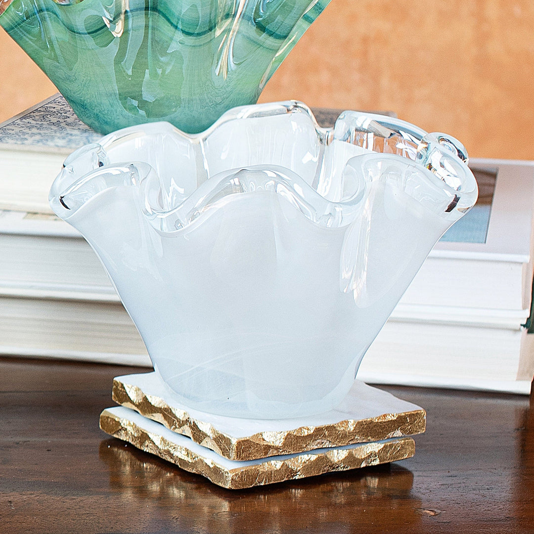 Onda Glass White Petite Ruffled Bowl