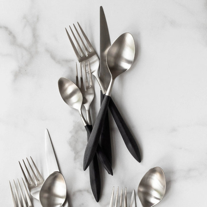 Ares Argento Five-Piece Place Setting